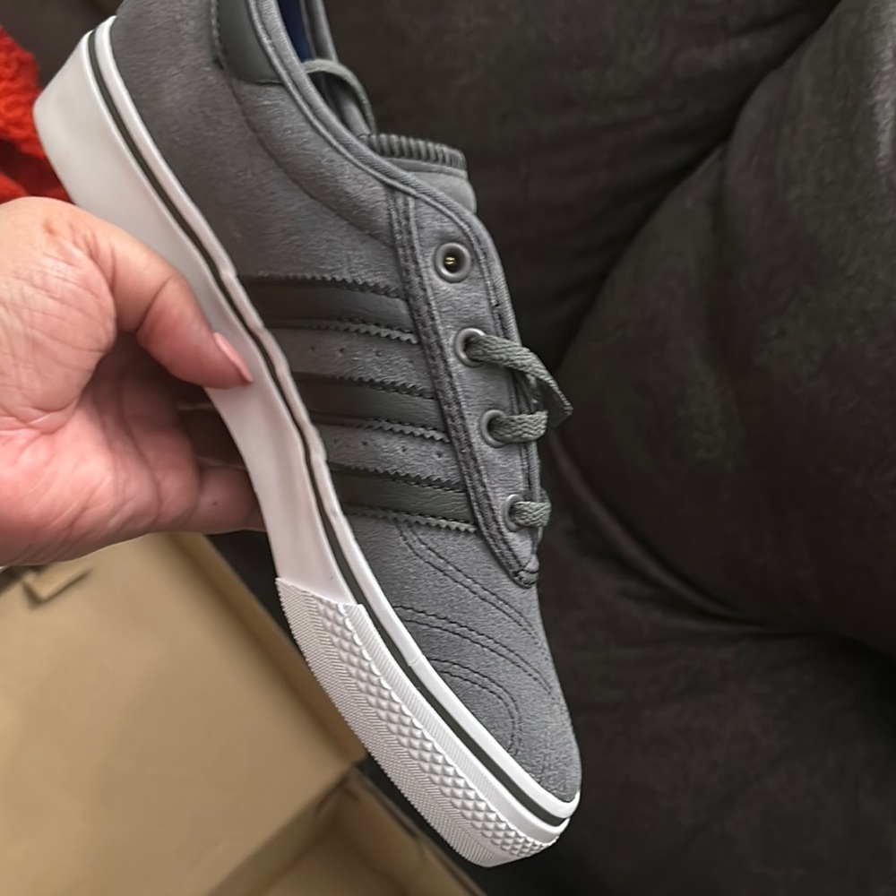 adidas Gray and White Sneakers with Iconic Three-Stripes
